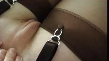 ஈவில் ஏஞ்சலின் கொம்பு ஸ்லாட்டா ஷைனுடன் ப்ளோஜாப் ஆபாசப் படங்கள்