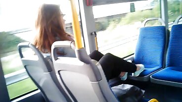 செர்ரி பிம்ப்ஸின் ஹாட் சோஃபி ரியானுடன் ஹேண்ட்ஜாப் ஆபாச