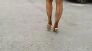 ஜூல்ஸ் ஜோர்டானில் இருந்து அழகான ஏஞ்சலினா வாலண்டைனுடன் மில்ஃப் காட்சி