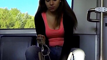 ExCoGi இலிருந்து சூடான லிண்ட்சே லேனுடன் வாய்வழி திருகு