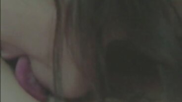 பேங் பஸ்ஸிலிருந்து கவர்ச்சியான கைலா பாரிஸுடன் வெளிப்புற பேங்