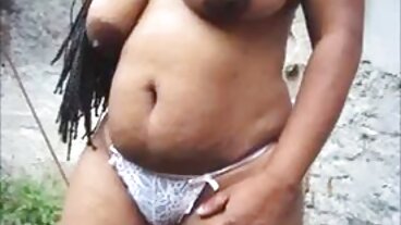 டீம் ஸ்கீட்டில் இருந்து அழகான ராகுல் டயமண்டுடன் ஆழமான தொண்டை உடலுறவு