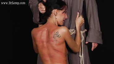 DDF நெட்வொர்க்கிலிருந்து அற்புதமான மியா ஃபெராரியுடன் ஆதிக்கம் செலுத்தும் ஆபாச