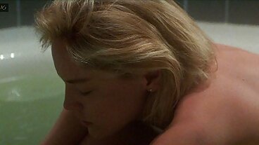 ஆபாச ஃபிடிலிட்டியில் இருந்து கொம்பு ஜாக்கி ரோஜனுடன் ஹேரி செக்ஸ்