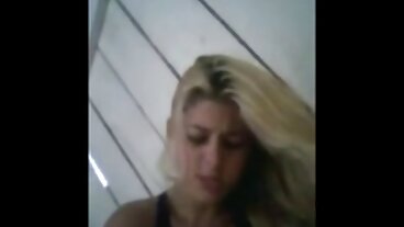 விஐபி செக்ஸ் வால்ட்டிலிருந்து உணர்ச்சிவசப்பட்ட சாம் ப்ரூக் மற்றும் சிசிலியாவுடன் இரட்டை ஊதுகுழல் செக்ஸ்