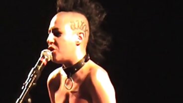 பேங் பிரதர்ஸ் வழங்கும் அற்புதமான ஸ்லோன் ஹார்ப்பருடன் லாங் ஹேர் ஸ்மட்