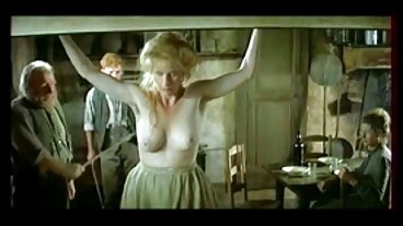 Xcoreclub வழங்கும் அற்புதமான ஷெல்லி ப்ளிஸ்ஸுடன் ஒல்லியான பேங்