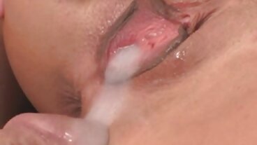 டீம் ஸ்கீட்டில் இருந்து கொம்பு ஸ்டேசி லீனுடன் சைட் ஃபக் படம்