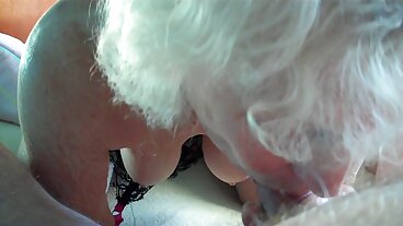 பிளாக் வேலி கேர்ள்ஸின் அழகான சேனல் ஹார்ட் உடன் நீண்ட கால்கள் ஸ்மட்