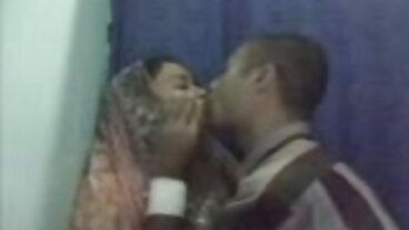 ஸ்கோர்லேண்டில் இருந்து கொம்பு ரேச்சல் லவ்வுடன் வாய்வழியாக பேங்