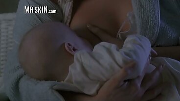 அனலைஸ்டில் இருந்து அழகான கோல்டி க்ளோக் உடன் Mmf ஸ்மட்