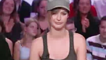 லெட்ஸ்டோஇட்டில் இருந்து அற்புதமான அனியா கின்ஸ்கியுடன் மில்ஃப் காட்சி