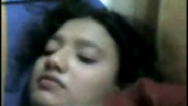 அனலைஸ்டில் இருந்து அழகான ஆமி புரூக்குடன் நீண்ட கால்கள் காட்சி