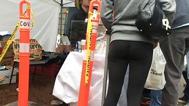 ஸ்மட் பப்பட்டின் அழகான ஷெரி வியுடன் வாய்வழி ஆக்‌ஷன்