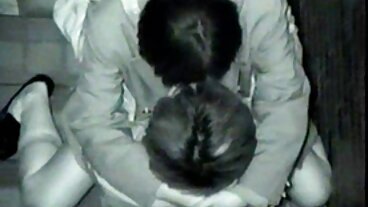 பிரேஸர்ஸில் இருந்து கவர்ச்சியான சோபியா லியோனுடன் மசாஜ் டேபிள் பேங்