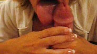 பிரேஸர்ஸில் இருந்து சூடான பிரிட்னி ஆம்பருடன் மில்ஃப் பேங்