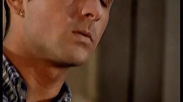 அமெச்சூர் யூரோவில் இருந்து கவர்ச்சியான லாரா ரேயுடன் மில்ஃப் பேங்